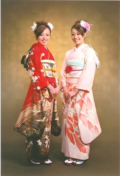 1230781376105 kimonos