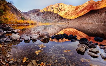 Laurel Mountain from Convict Lake at Dawn in Fall, California, USA