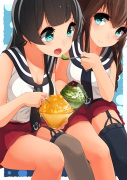 Noshiro feeding Agano with ice cream