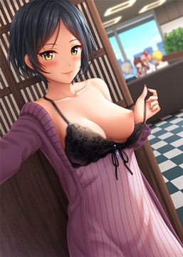 (b) Hayami Kanade showing breast by nazu-na